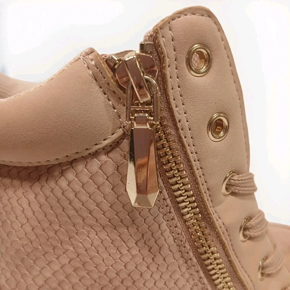 JustFab Hidden‎ Wedge Sneaker Booties Blush Pink Snake Print Side Zip Size 9